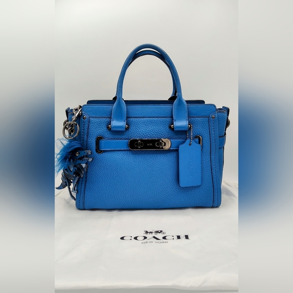 Coach Swagger 21 in Azure Blue Pebbled Leather with Rexy Charm - Picture 5 of 14